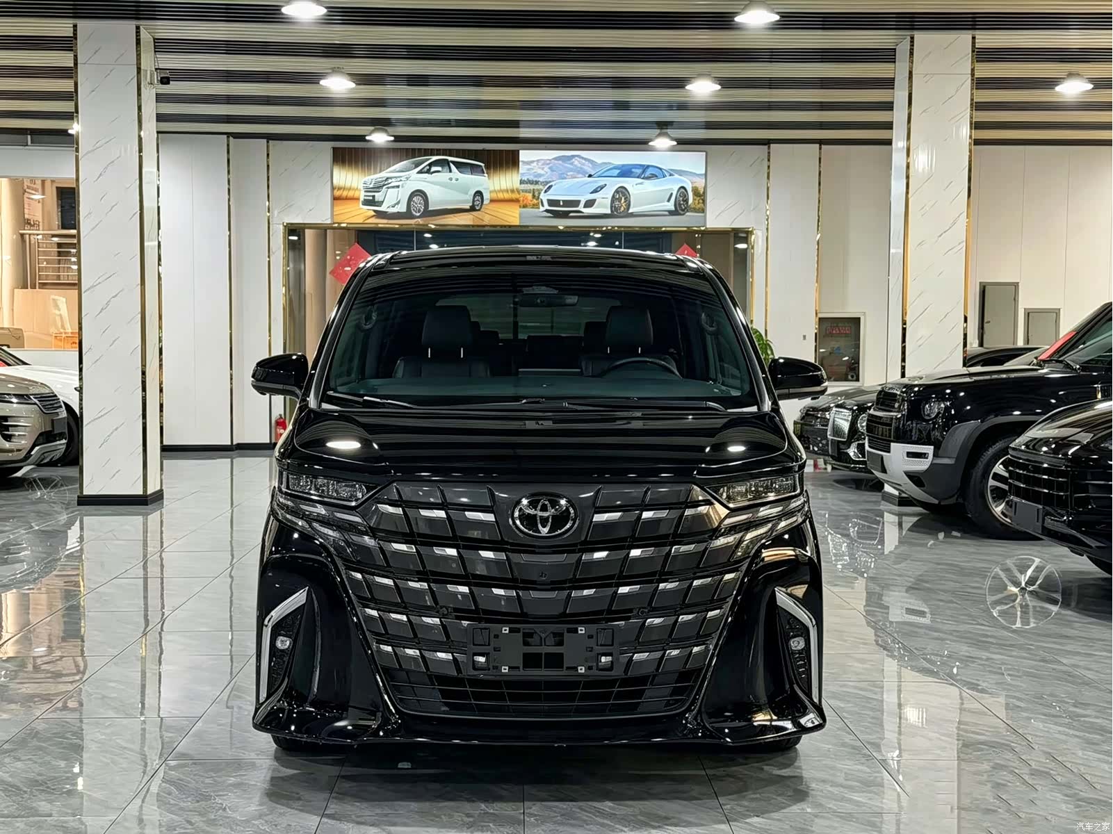 Toyota Alphard, 2024 2