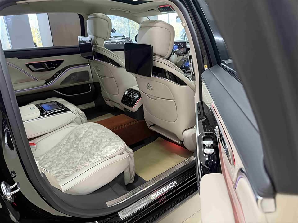Mercedes-Benz Maybach S-class