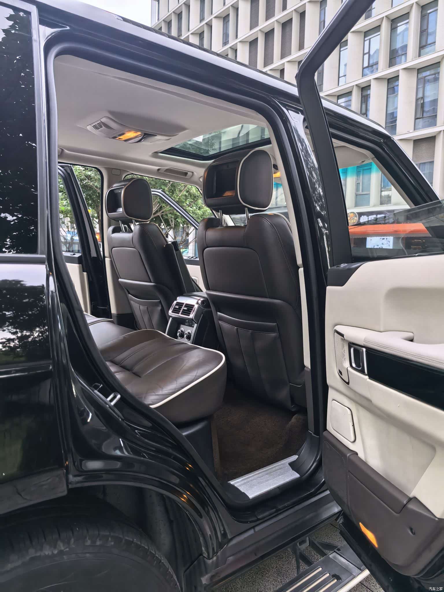 Land Rover Range Rover, 2010 8