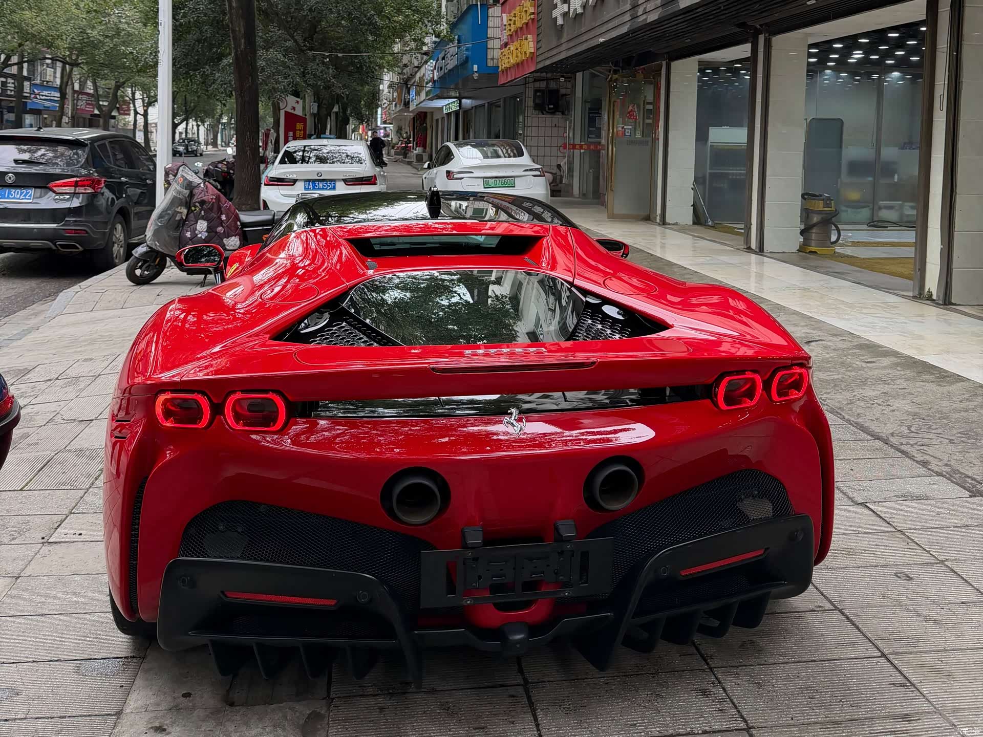 Ferrari SF90, 2022 2