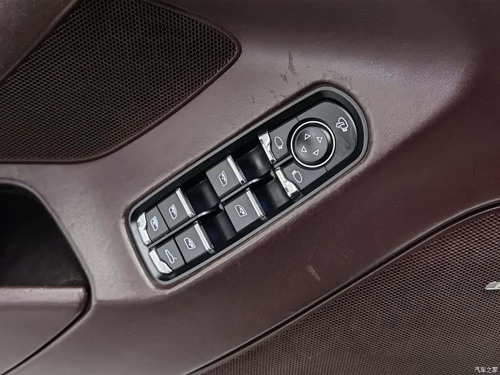 Porsche Panamera, 2011 9