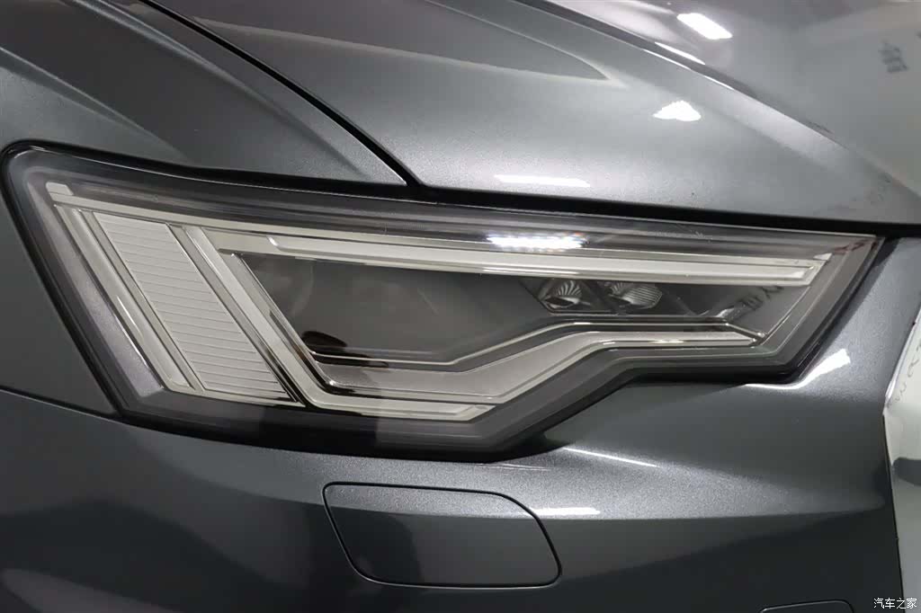 Audi A6L, 2021 13