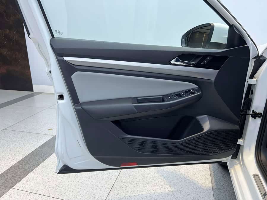 Volkswagen Bora 2022, фото 10