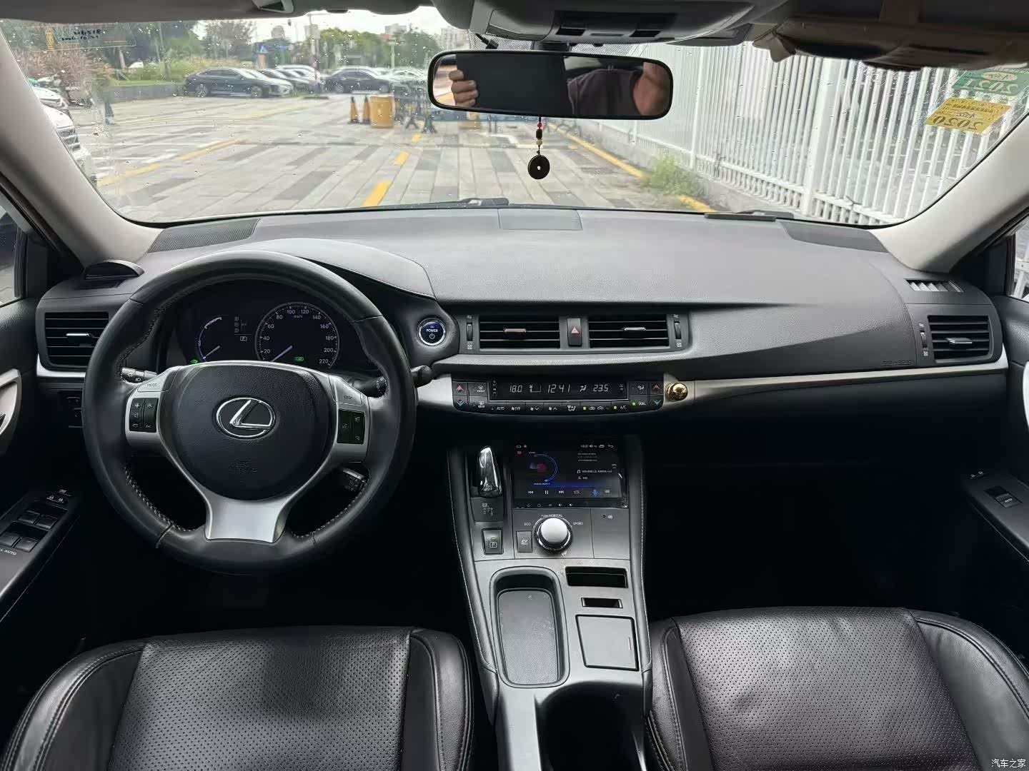 Lexus CT, 2013 все фото