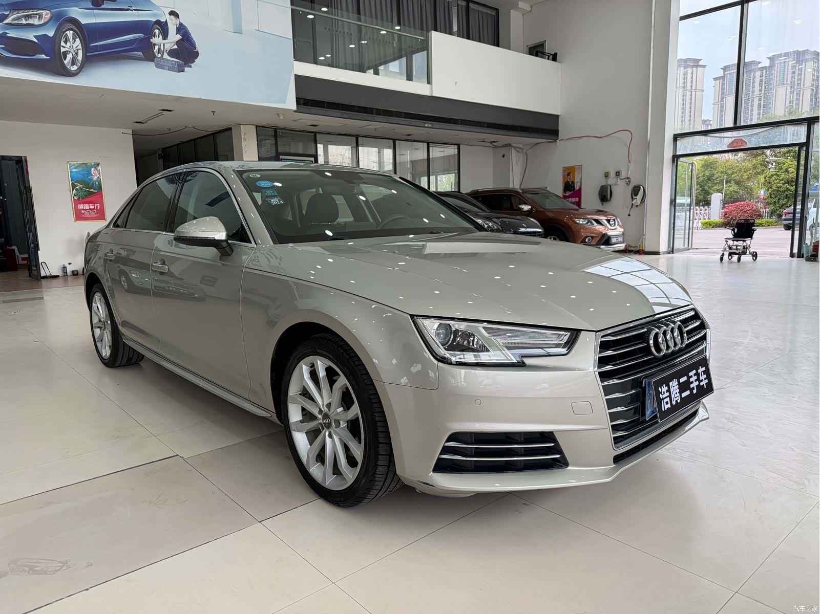 Audi A4L, 2018 7
