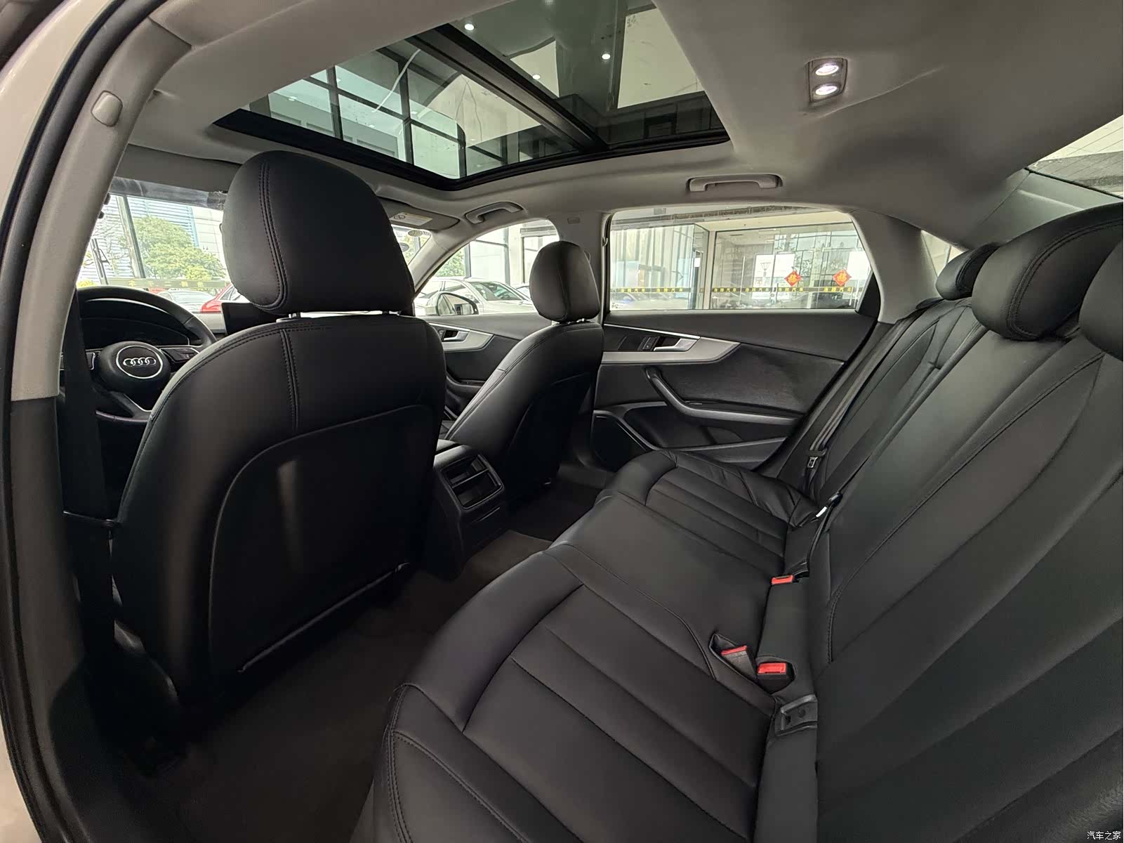 Audi A4L, 2018 9
