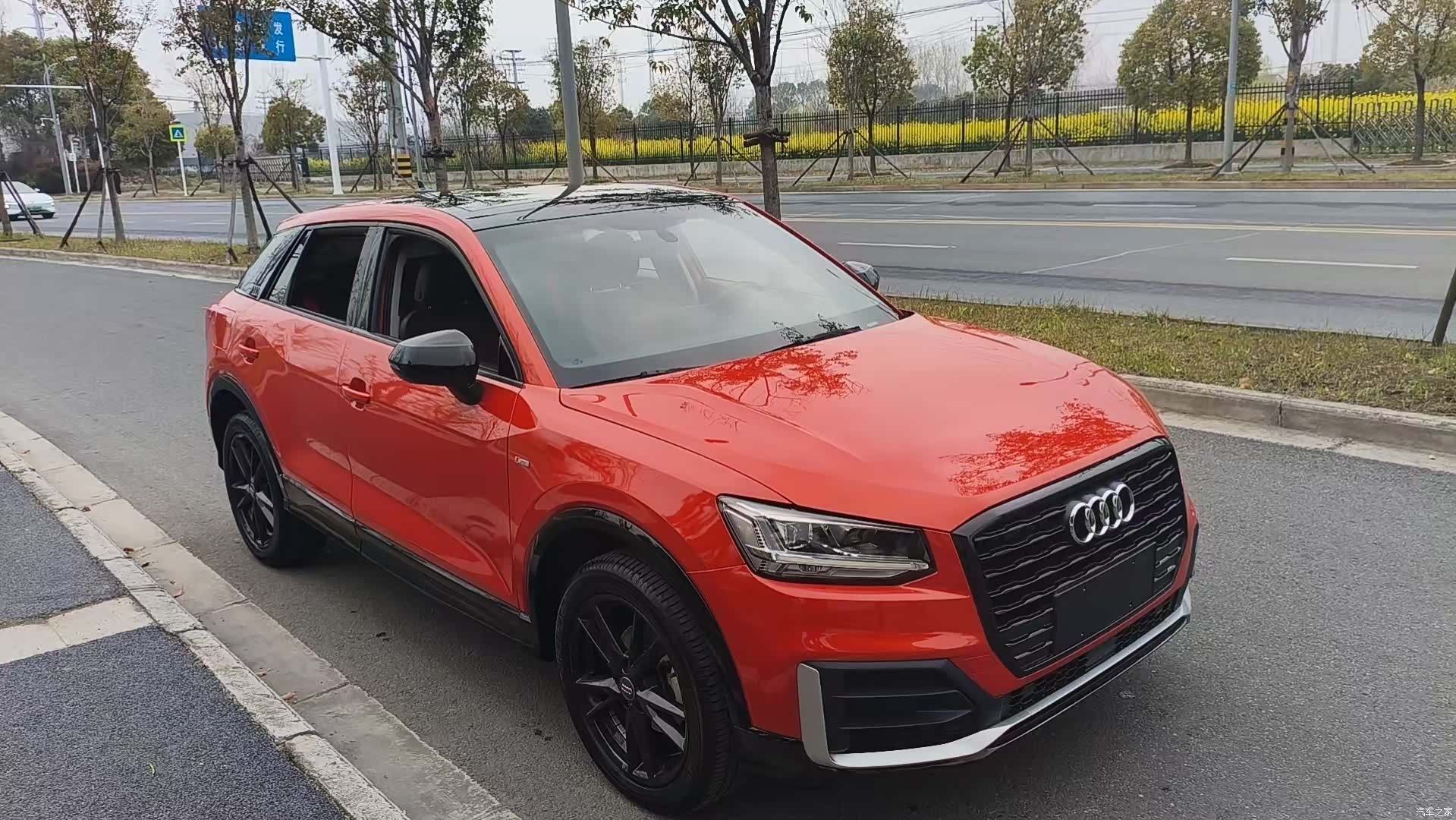 Audi Q2L, 2020 1