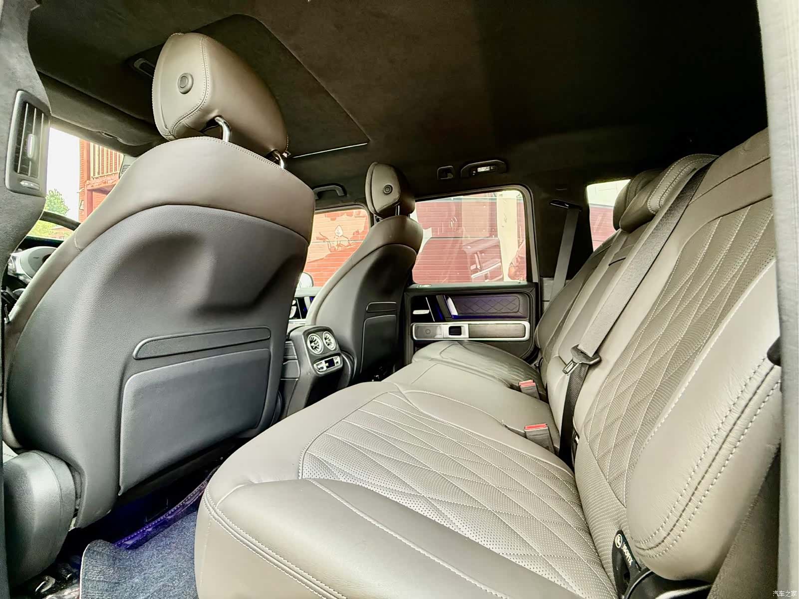 Mercedes-Benz G-Class, 2022 10