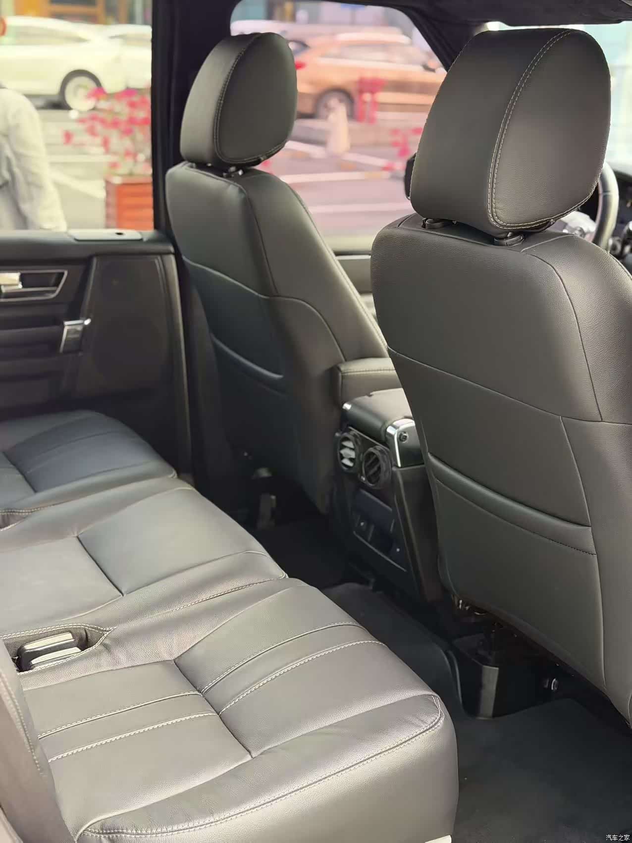 Land Rover Discovery, 2012 11