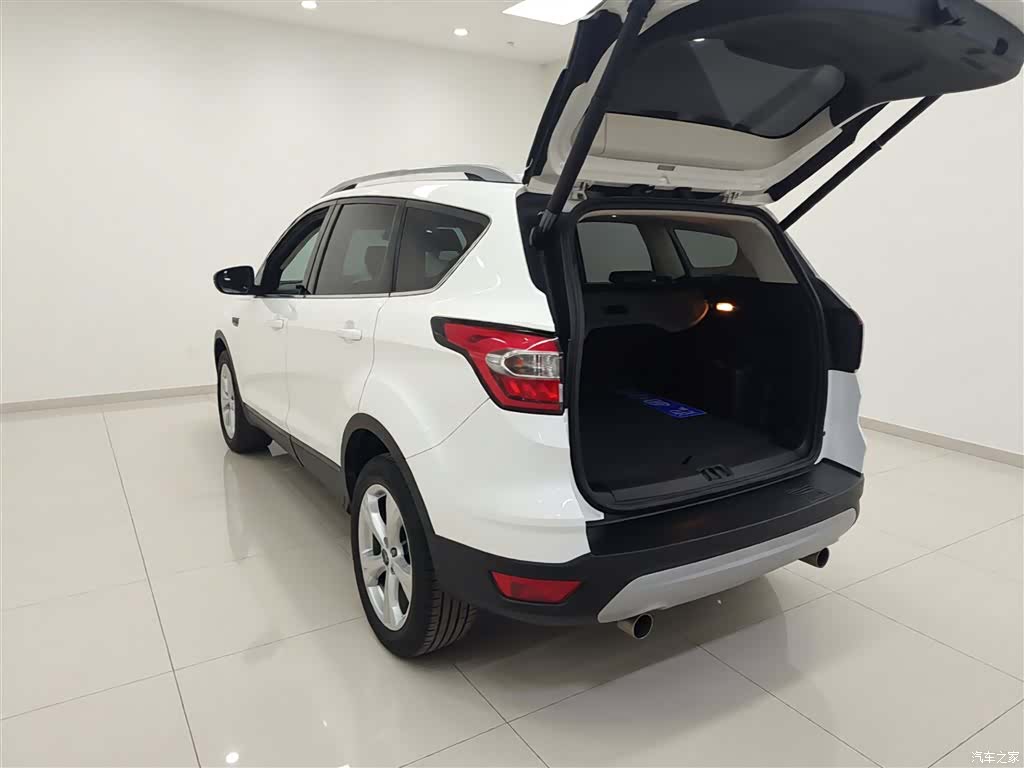 Ford Kuga, 2018 все фото