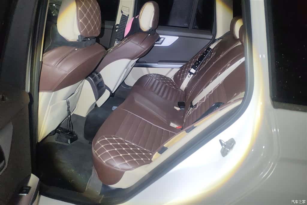 Mercedes-Benz GLK-Class, 2015 11