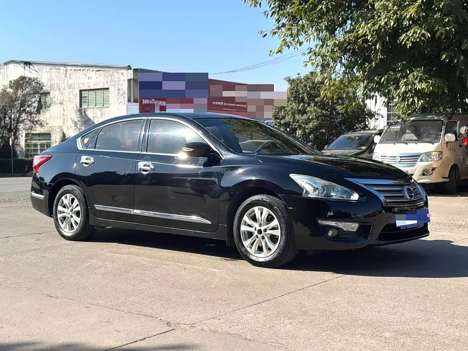 Nissan Teana