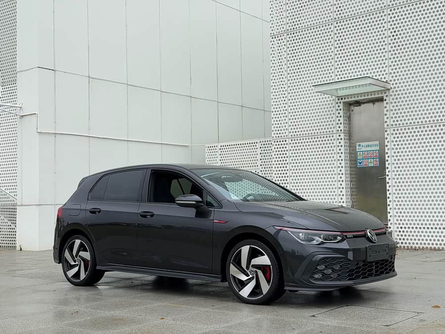 Volkswagen Golf GTI 2024, фото 8