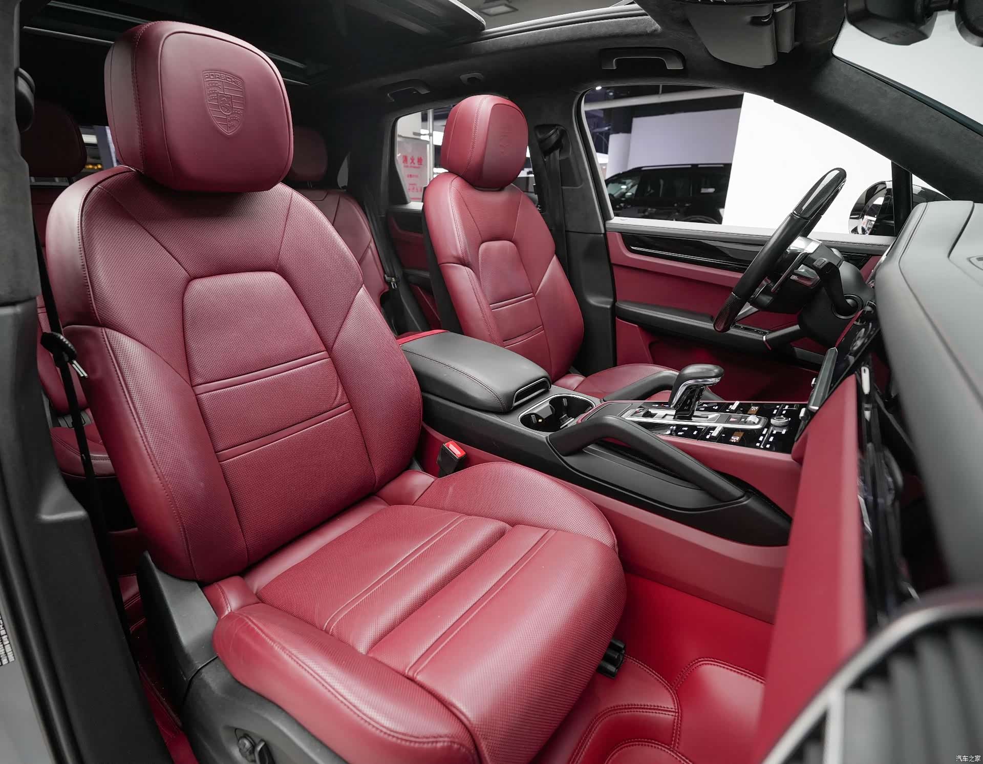 Porsche Cayenne, 2023 10