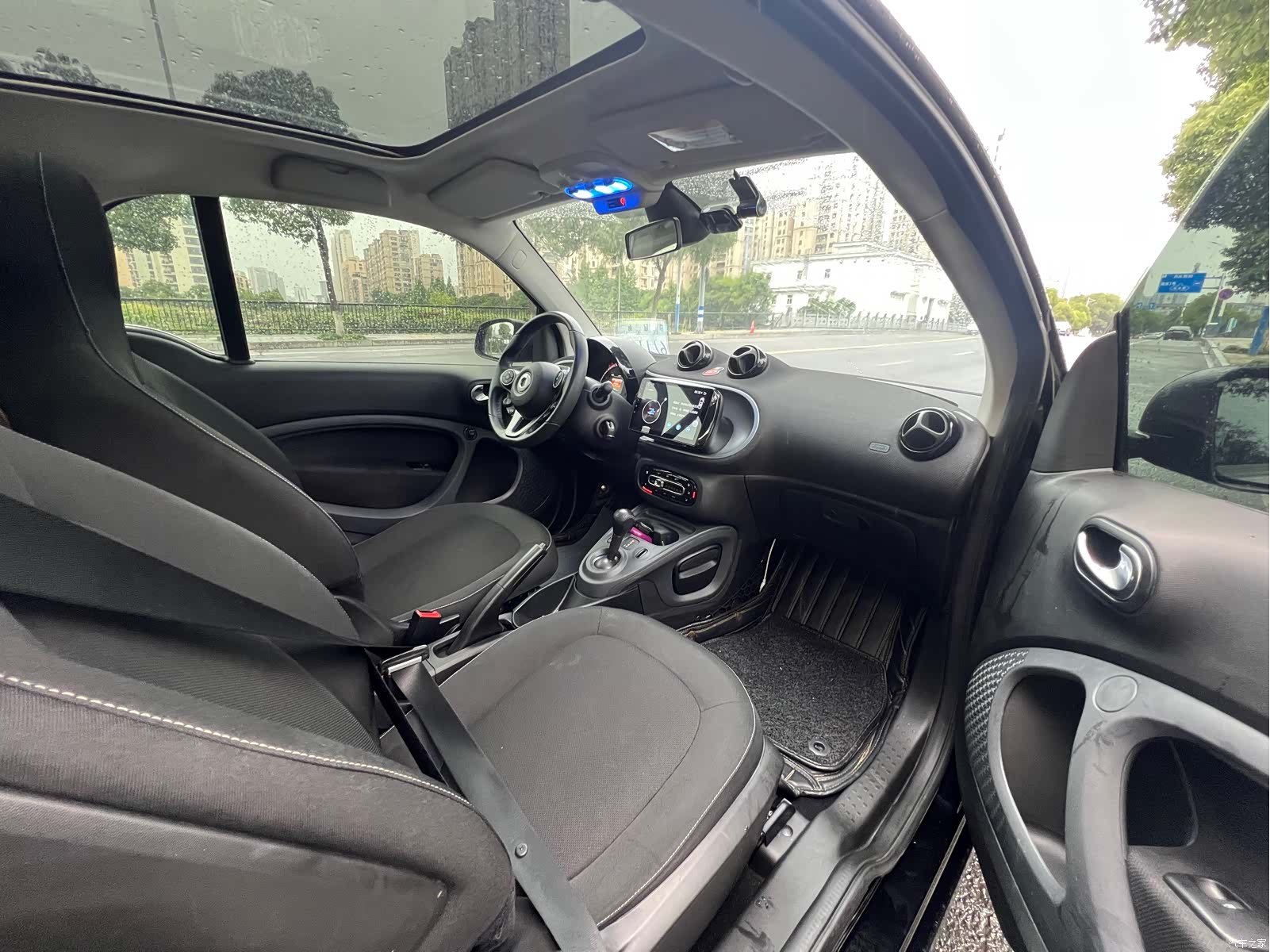 Smart Fortwo, 2019 8