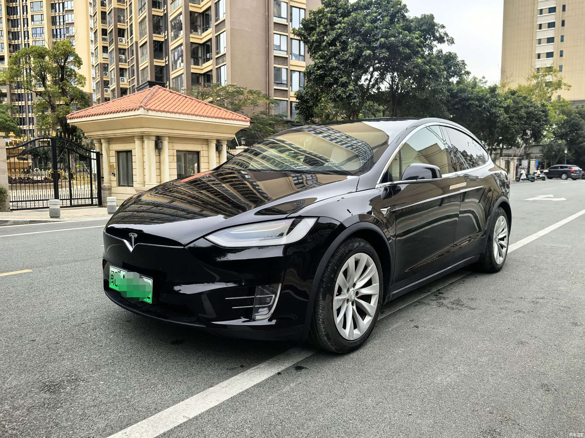 Tesla Model X, 2019 18