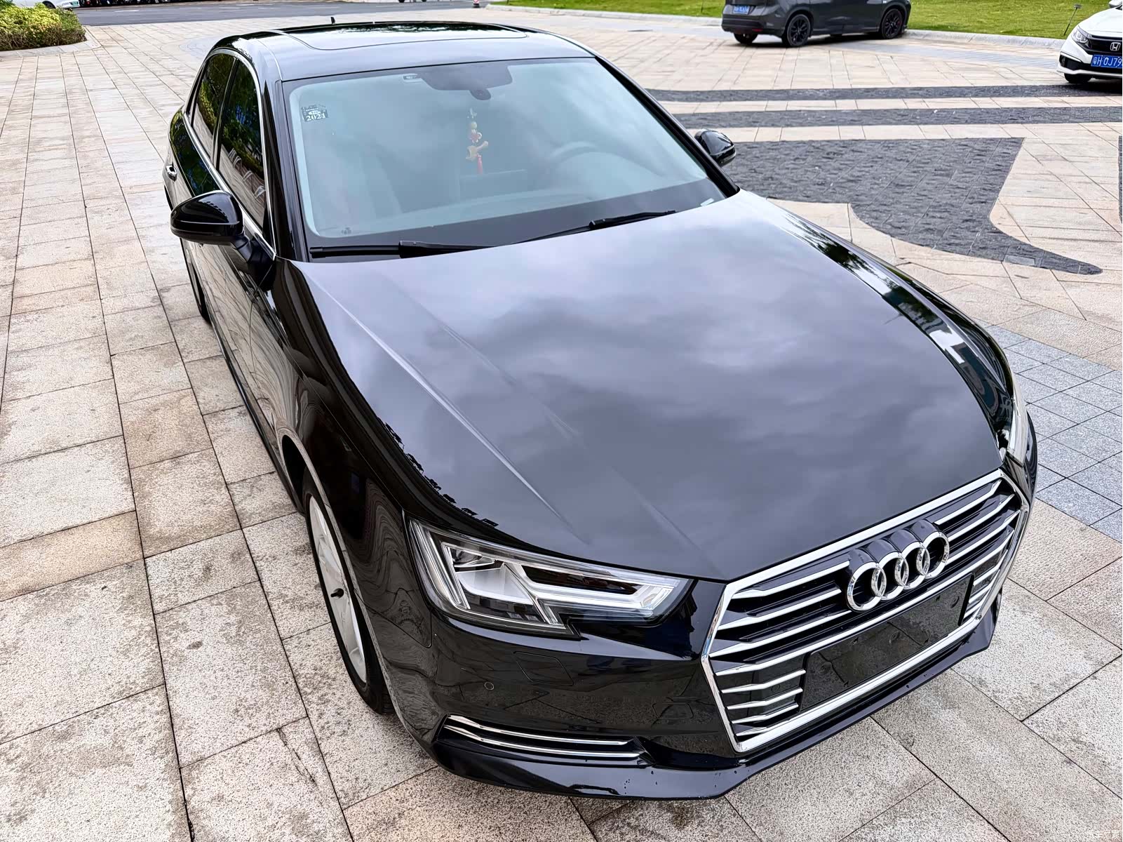 Audi A4L, 2017 3