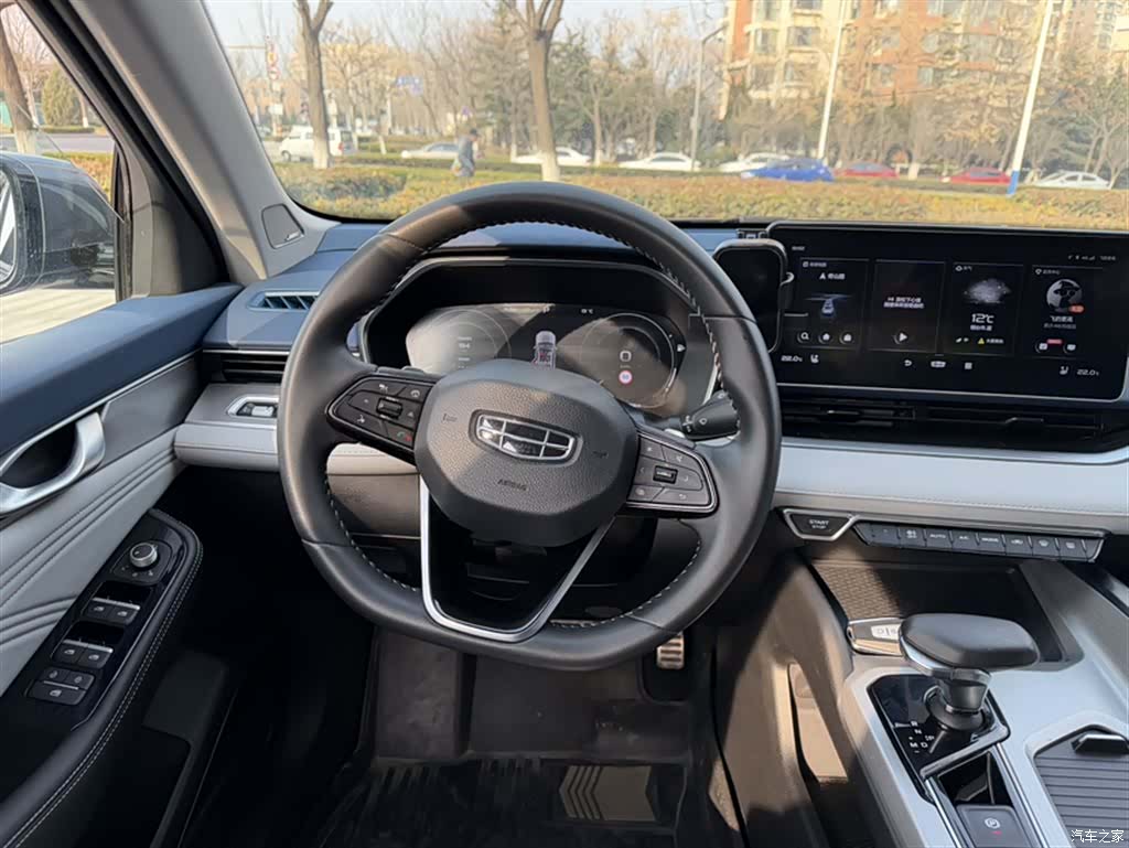 Geely Preface, 2022 3