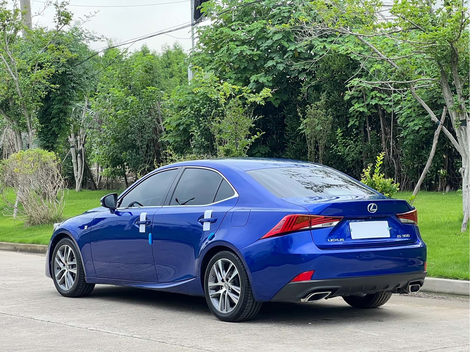 Lexus IS, 2018 все фото