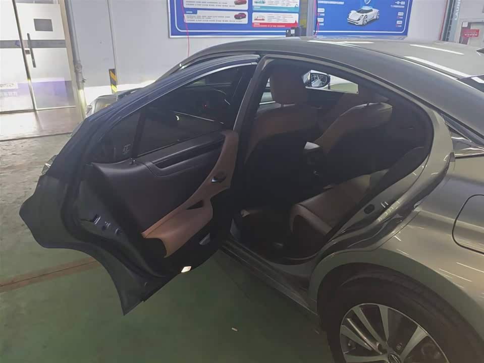 Lexus ES Lexus ES