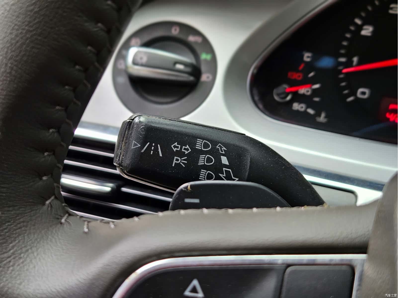 Audi A6L, 2011 11