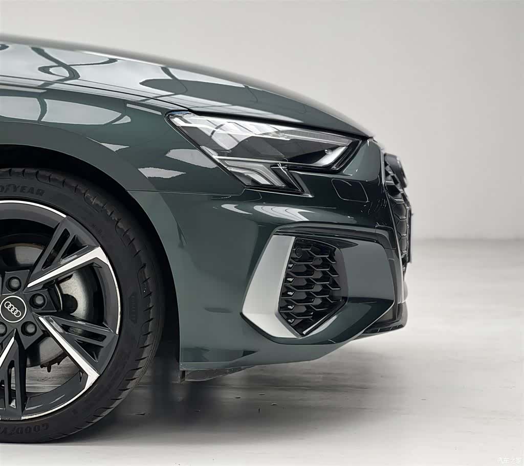 Audi A3, 2022 все фото