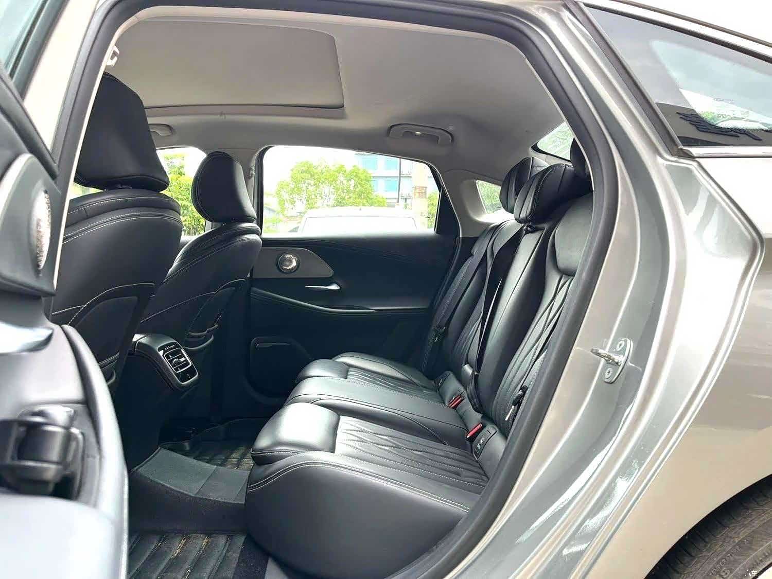 Chery Arrizo 8, 2023 9