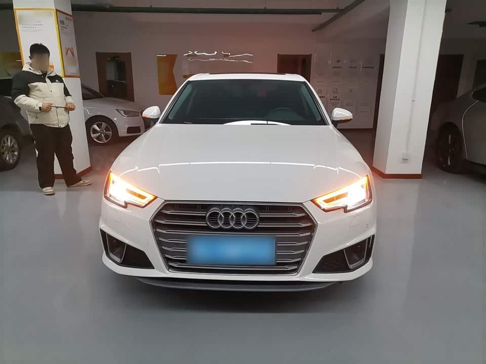 Audi A4L