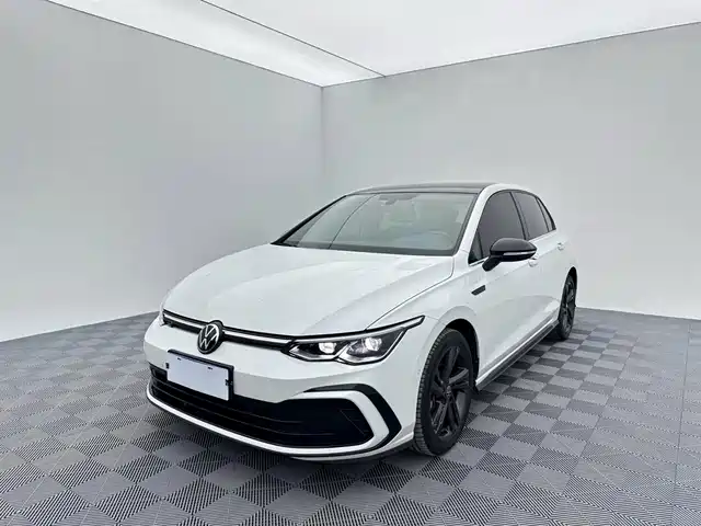 Volkswagen Golf 2022 — купить из Китая под заказ