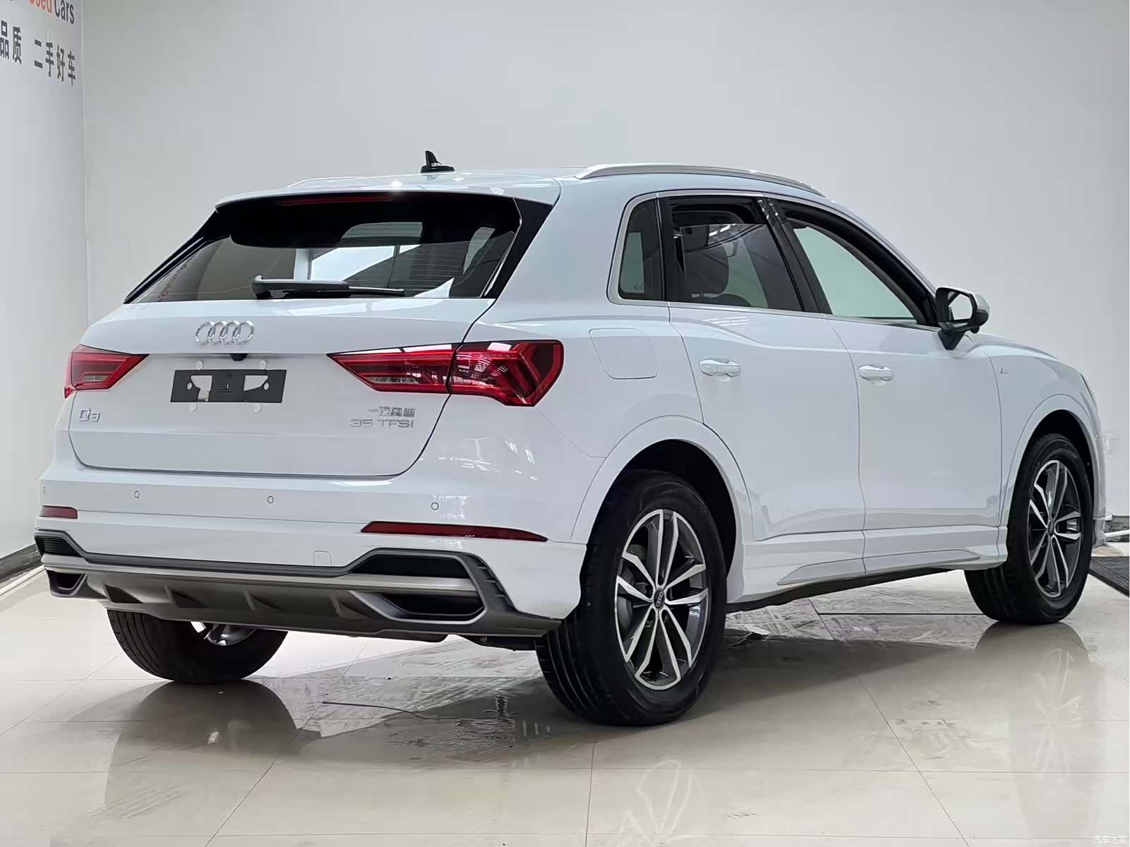 Audi Q3, 2023 6