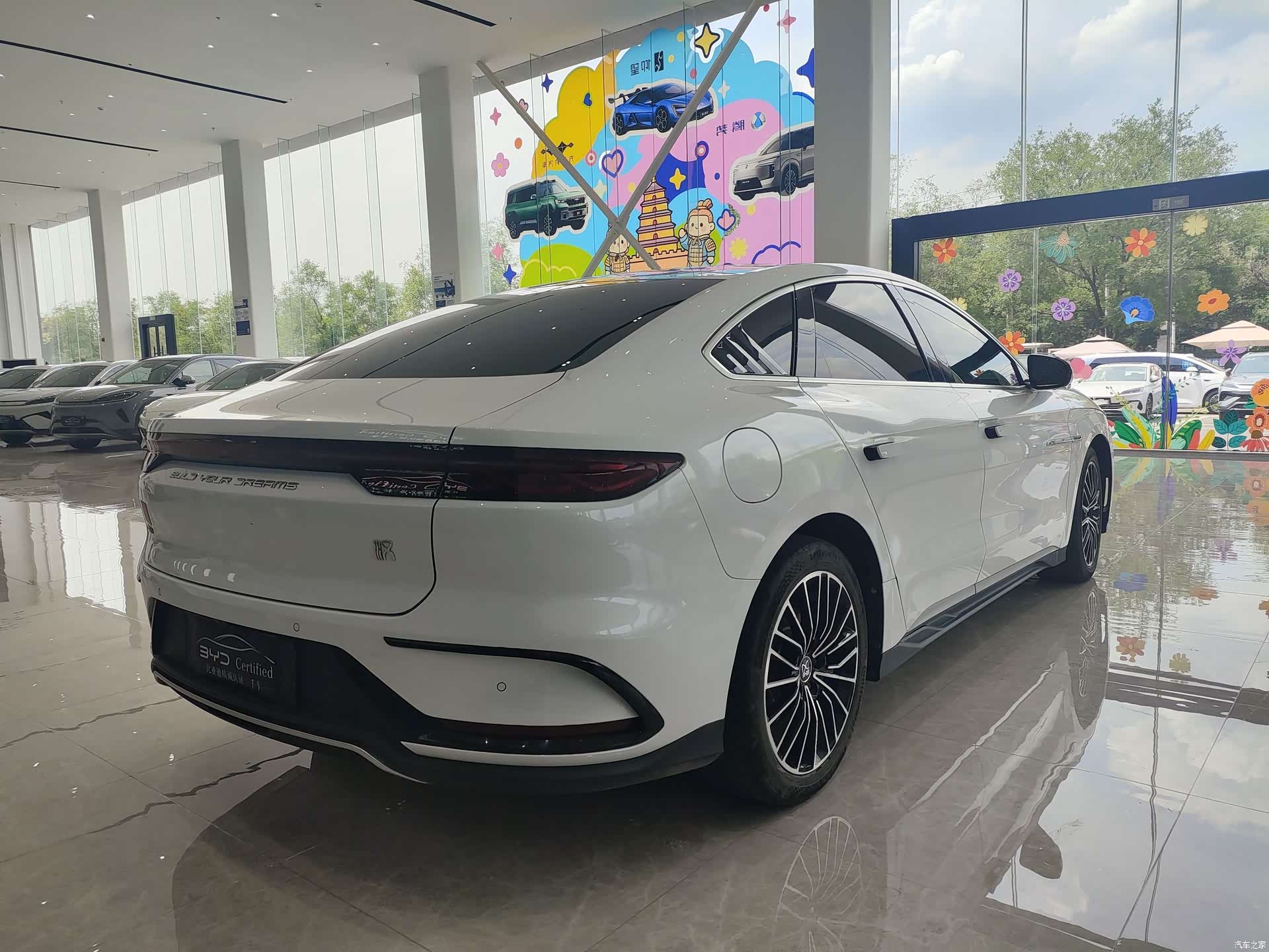 BYD Han, 2022 все фото