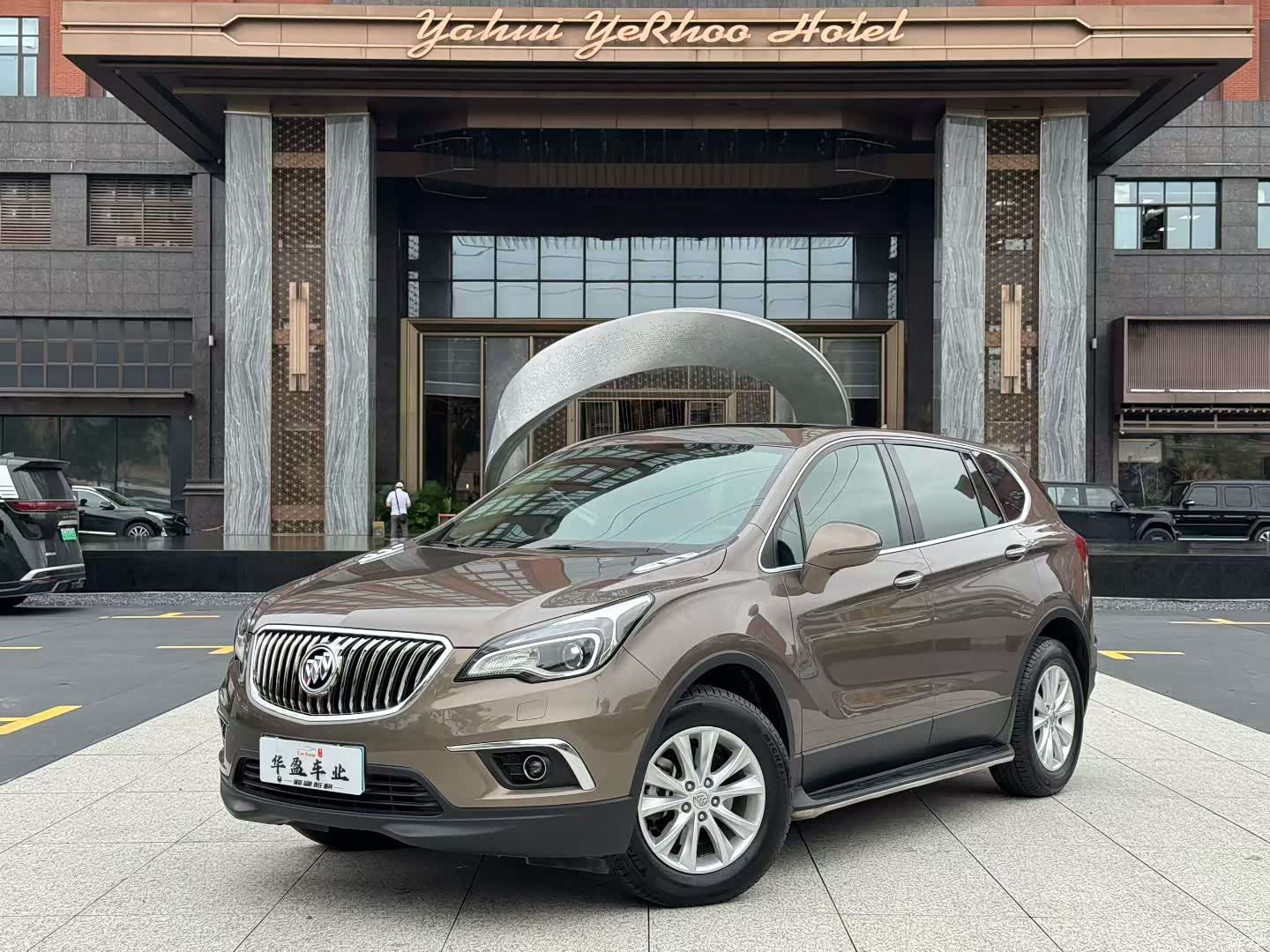 Buick Envision Plus, 2015 1