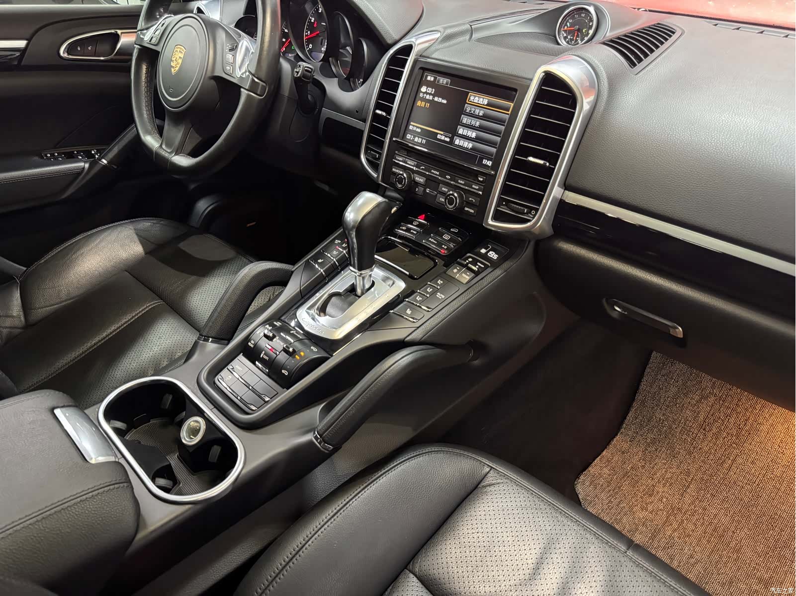 Porsche Cayenne, 2014 15