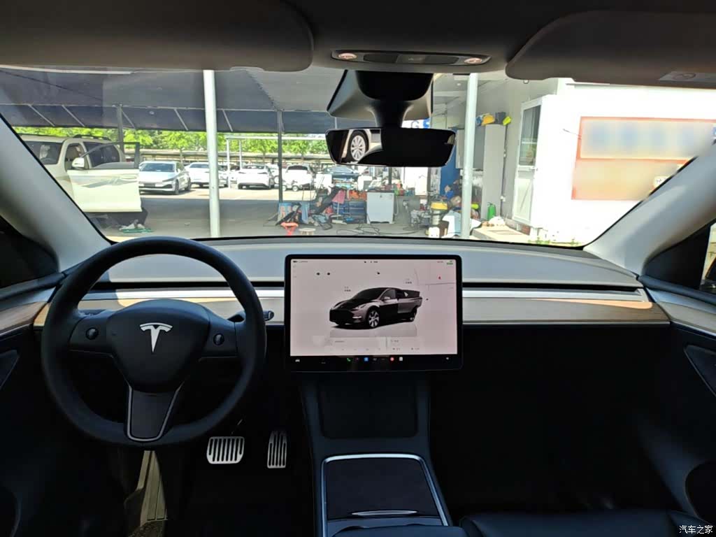 Tesla Model Y, 2022 10