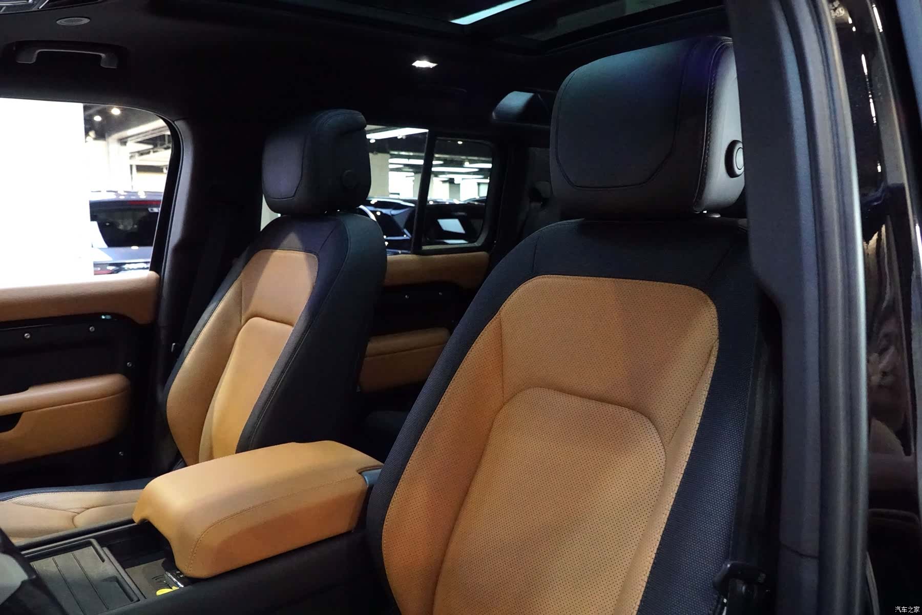 Land Rover Defender, 2024 18