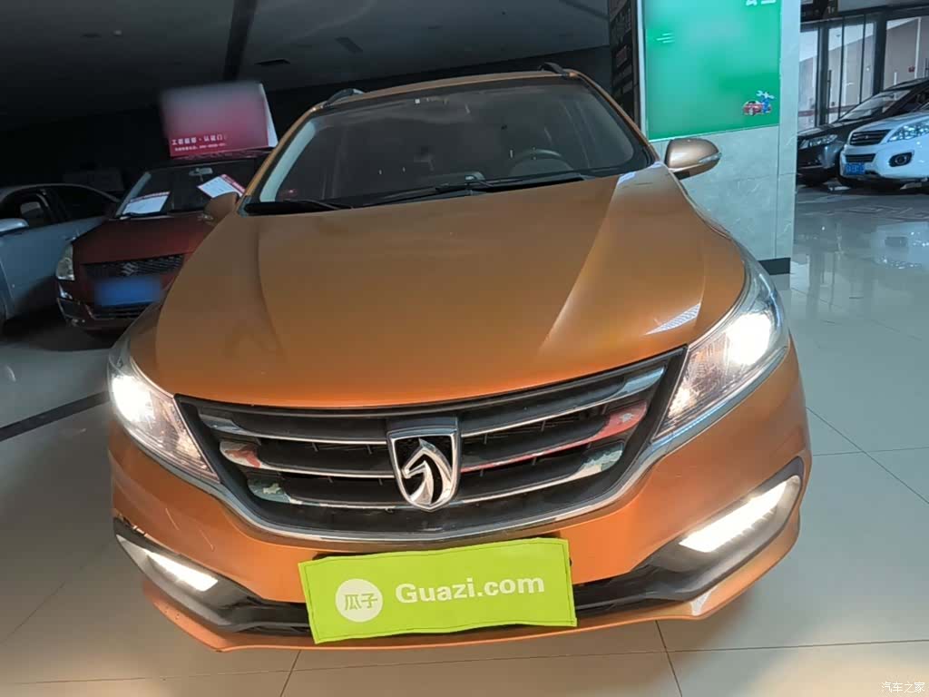 Wuling 310, 2017 3