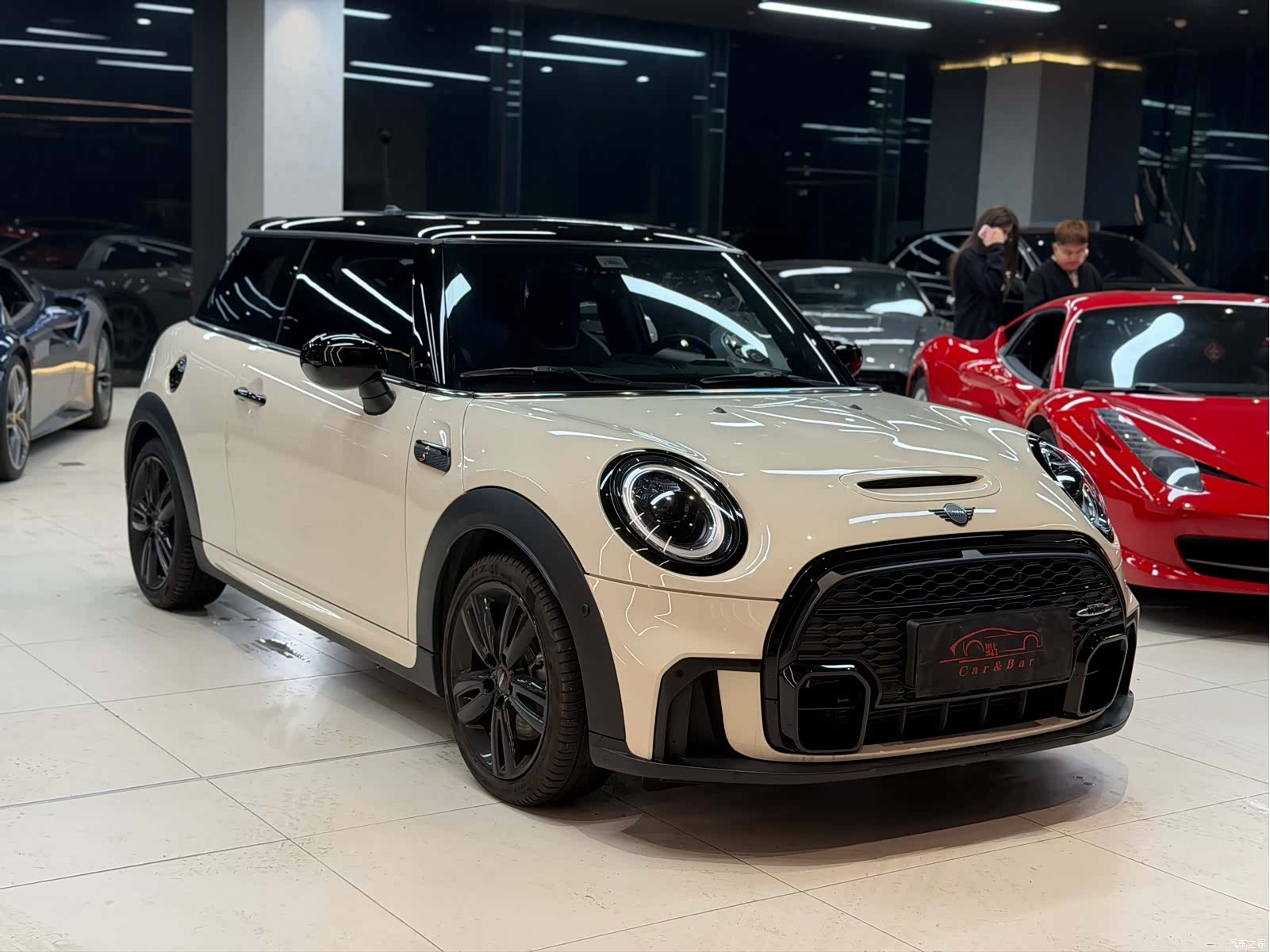 Mini Cooper, 2024 3