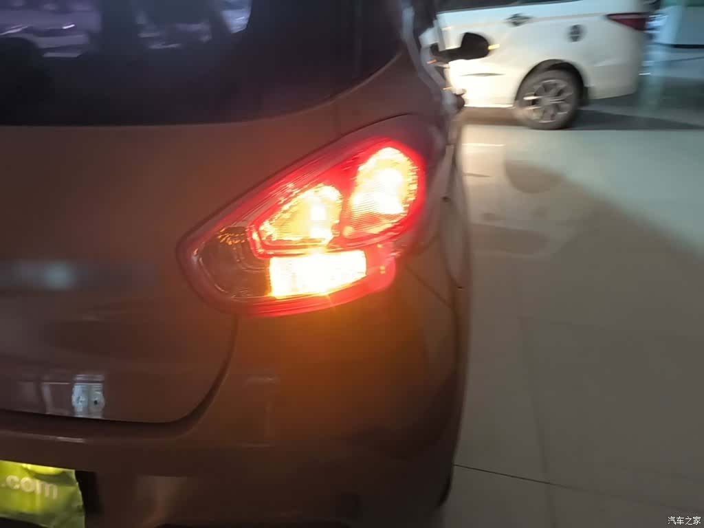 Wuling 310, 2017 8