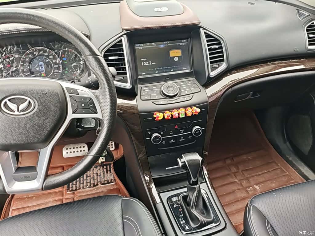 BAIC S6, 2017 13