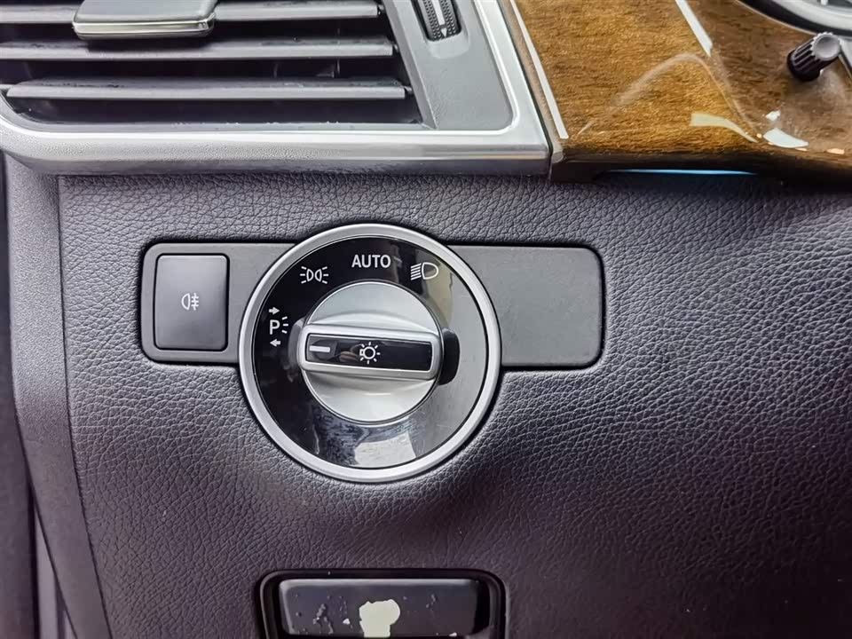 Mercedes-Benz GL grade