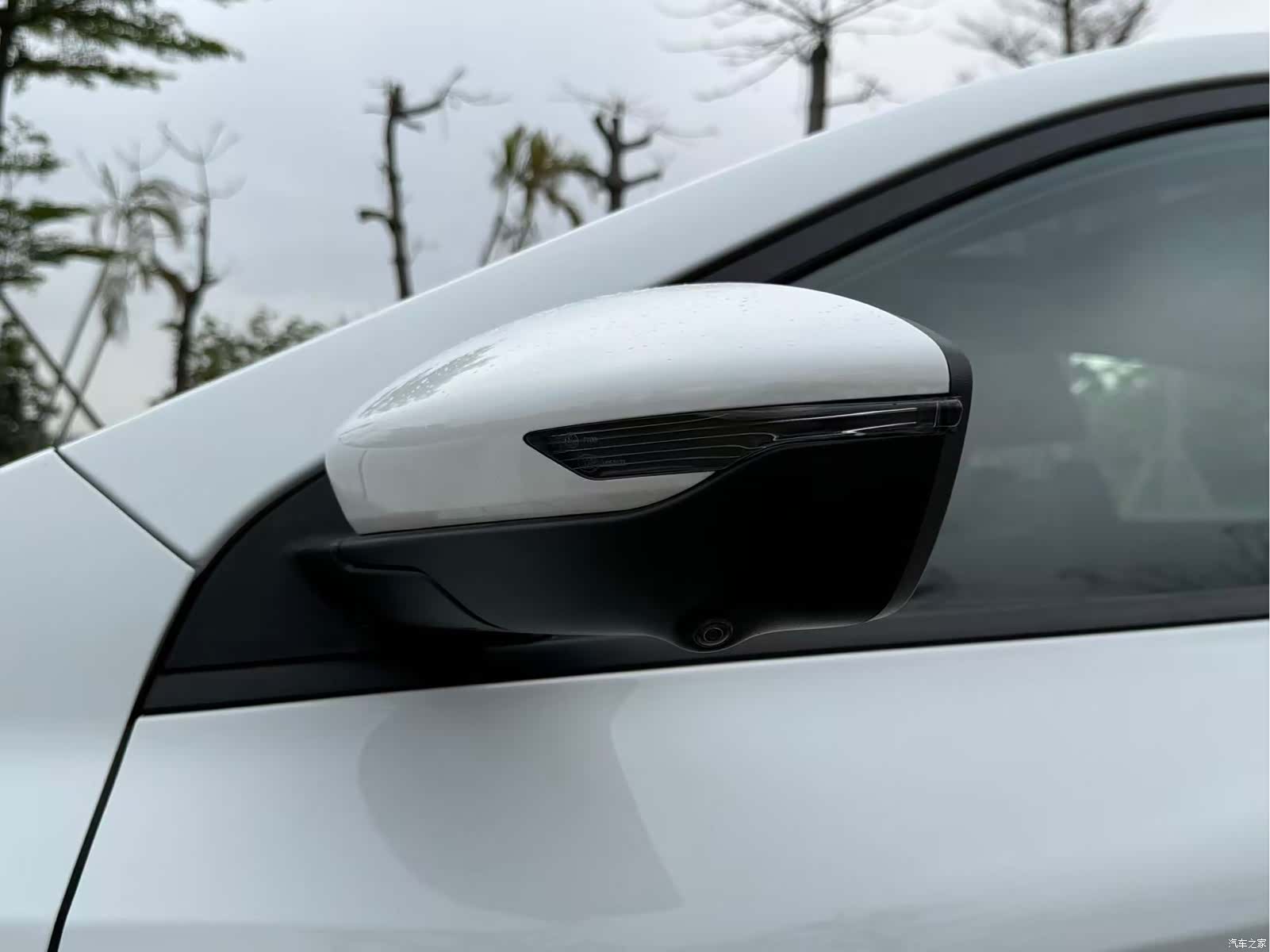 Geely Binray, 2025 25