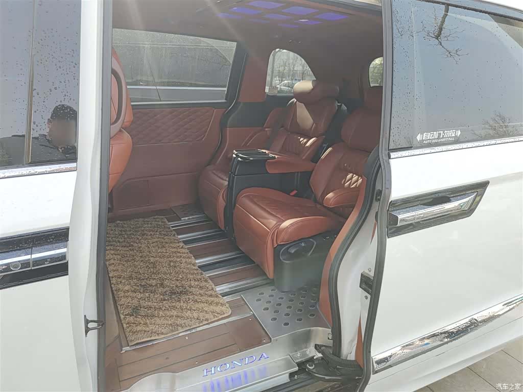 Honda Elysion, 2018 13