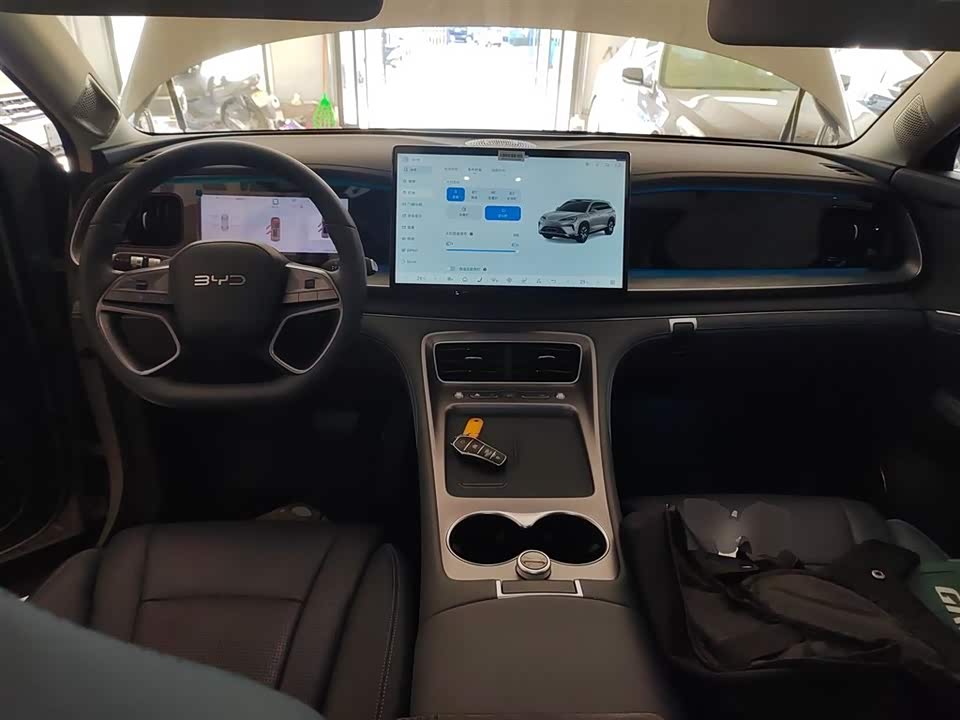 BYD Sea Lion 07 DM-i