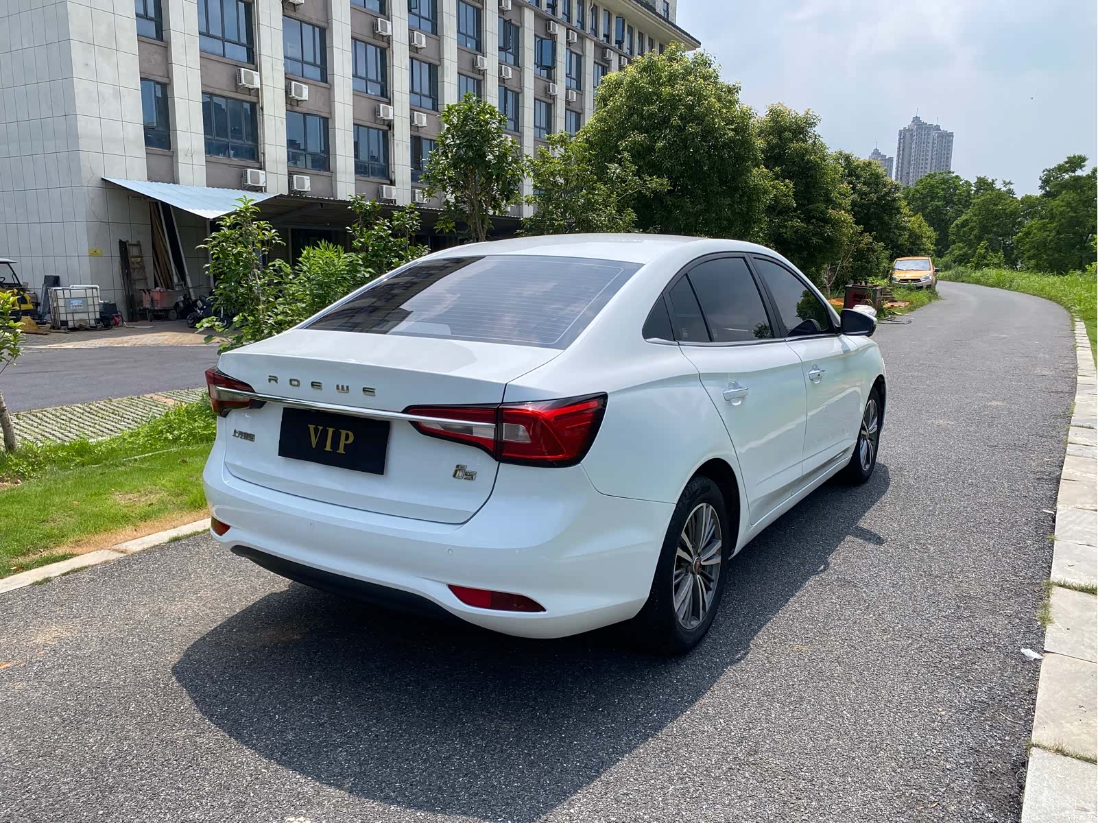 Roewe i5, 2019 8