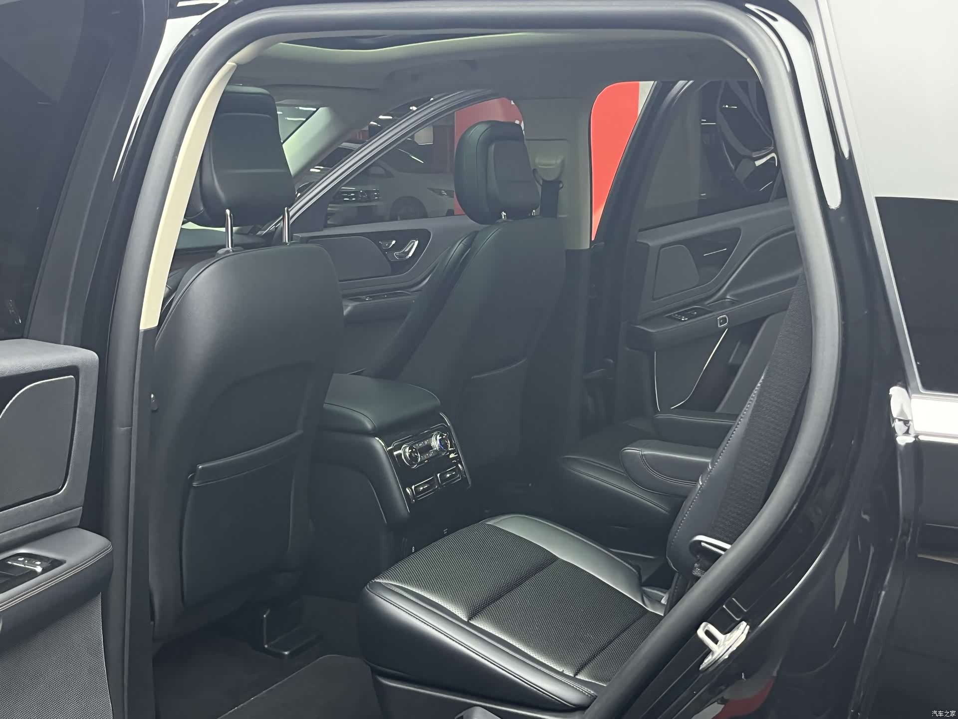 Lincoln Aviator, 2020 18