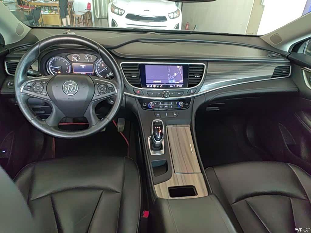 Buick LaCrosse, 2020 10