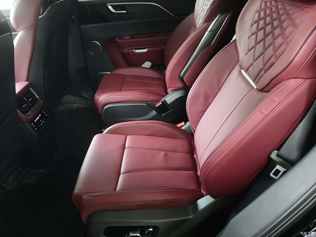 Hongqi E-HS9, 2023 17