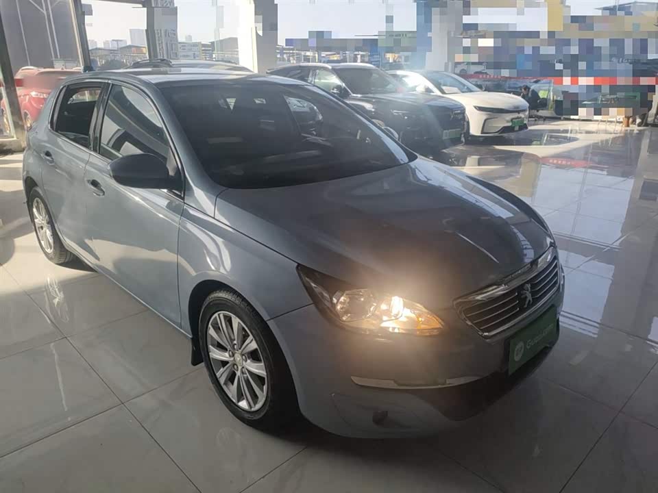 Peugeot 308S