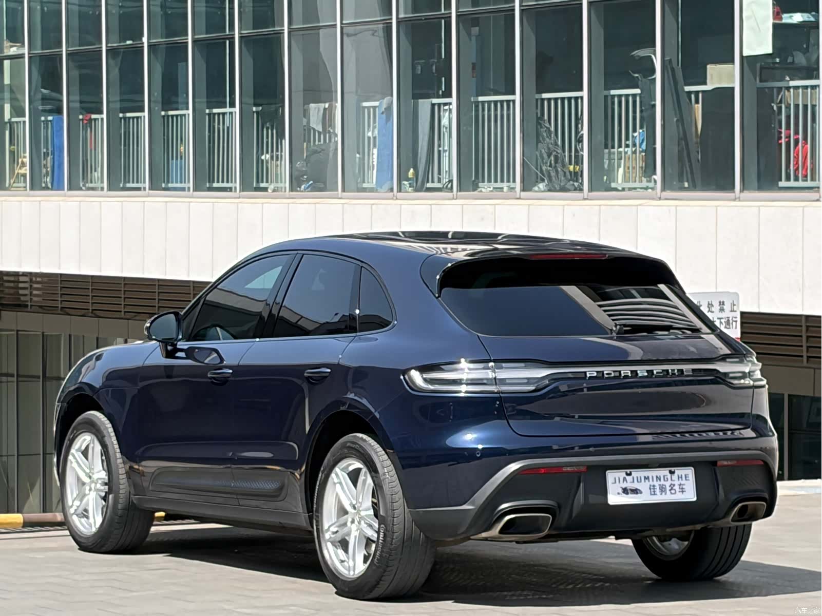 Porsche Macan, 2022 все фото