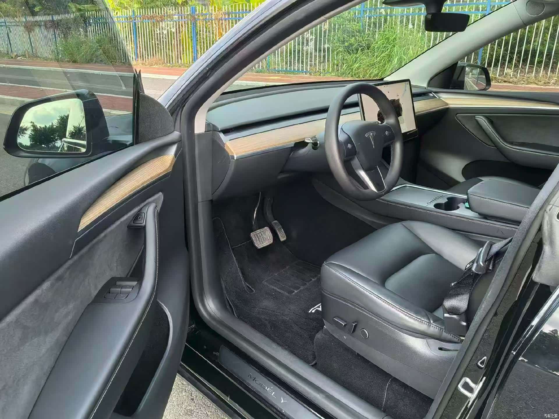 Tesla Model Y, 2022 6